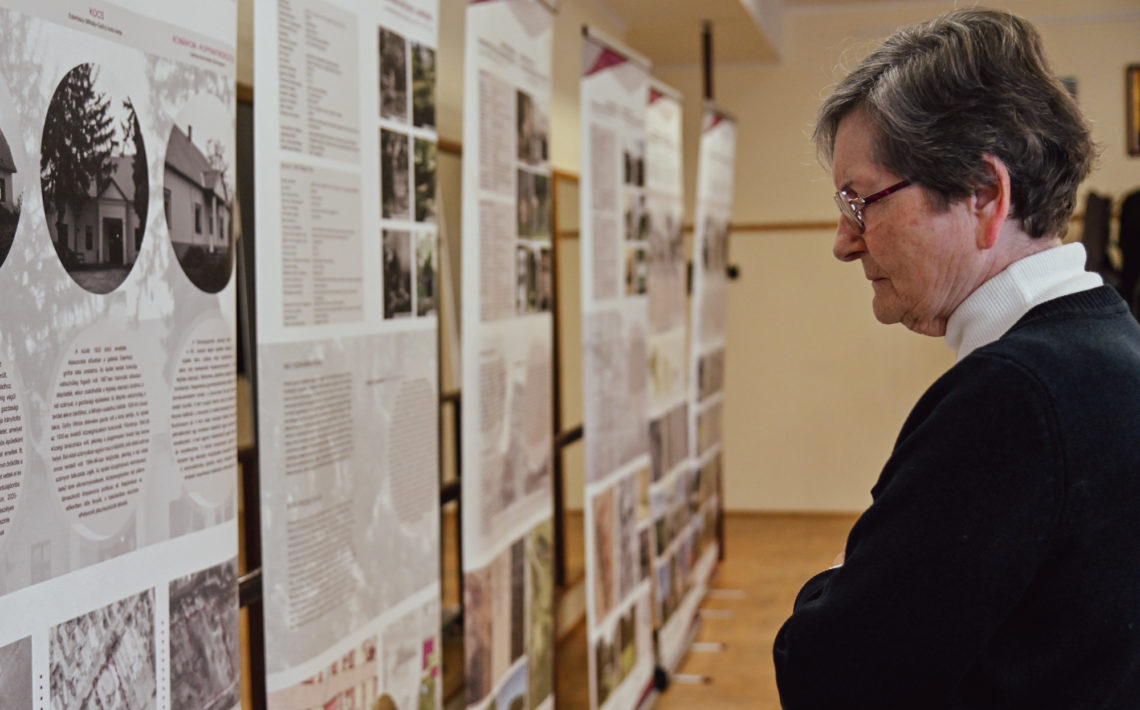 Tarol a „Történeti kertek” kiállítás – újabb állomás Majkon