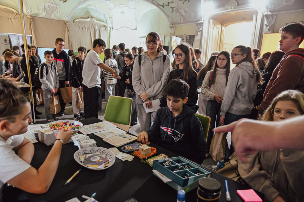 Kösz, jól vagyok. Tényleg? – Lelki Egészség Roadshow Tatán