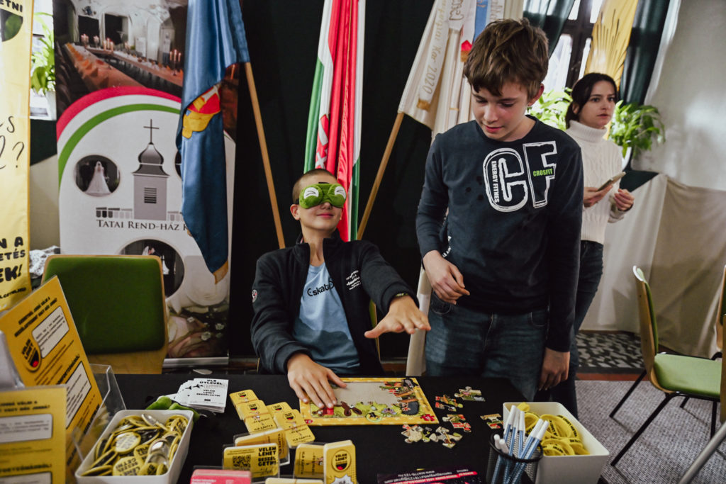 Kösz, jól vagyok. Tényleg? – Lelki Egészség Roadshow Tatán