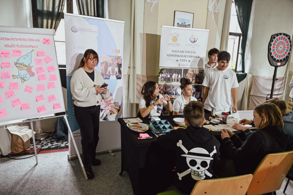 Kösz, jól vagyok. Tényleg? – Lelki Egészség Roadshow Tatán