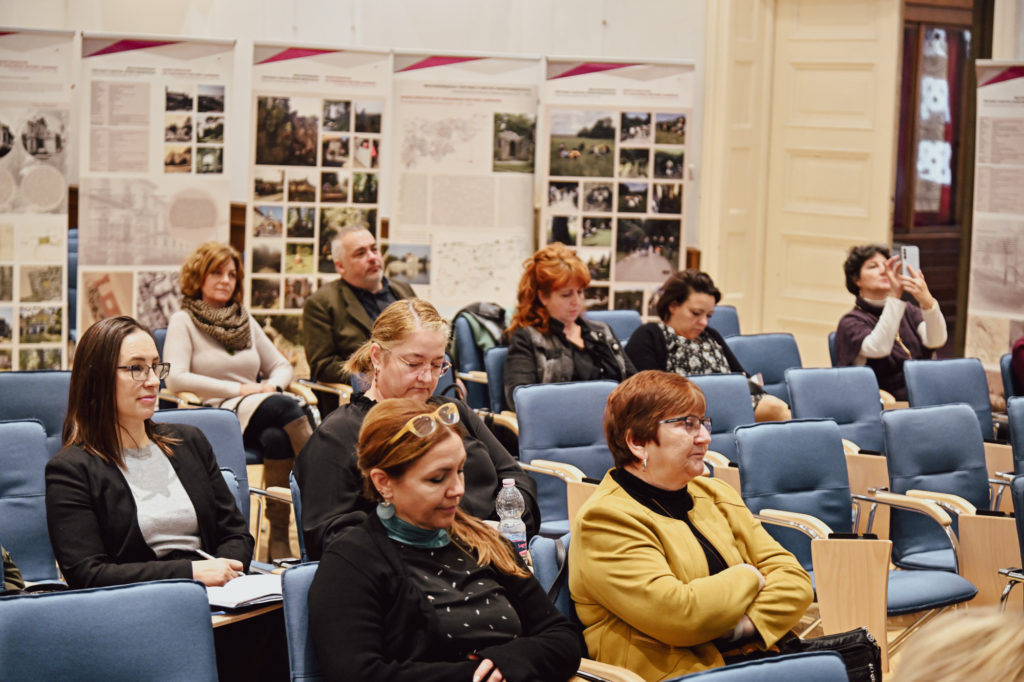 Történeti kertek találkoztak a szakrális tájjal – Esztergomban folytatódott a Vándorkollégium