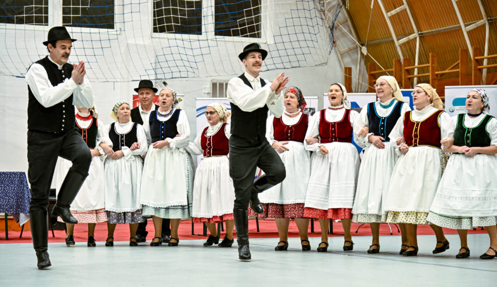 Értékek ünnepe és farsangi hangulat Vértesszőlősön