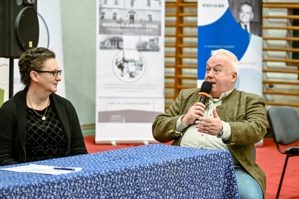 Értékek ünnepe és farsangi hangulat Vértesszőlősön