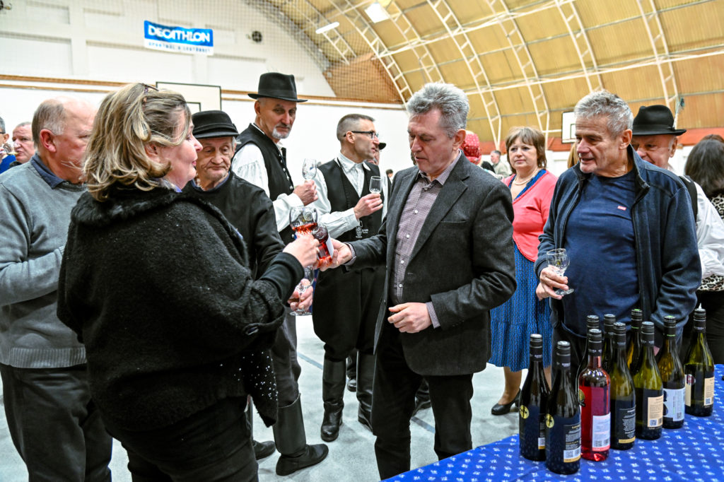 Értékek ünnepe és farsangi hangulat Vértesszőlősön