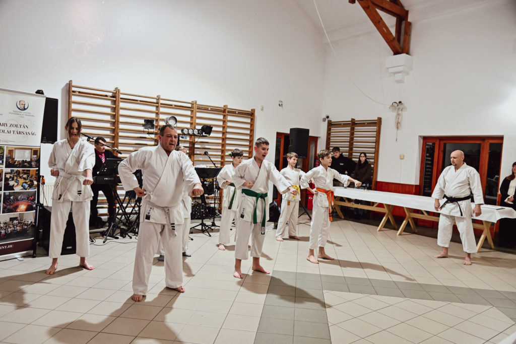 Érték, közösség, mulatság – Szárligeti Értékünnep és Farsangi Bál