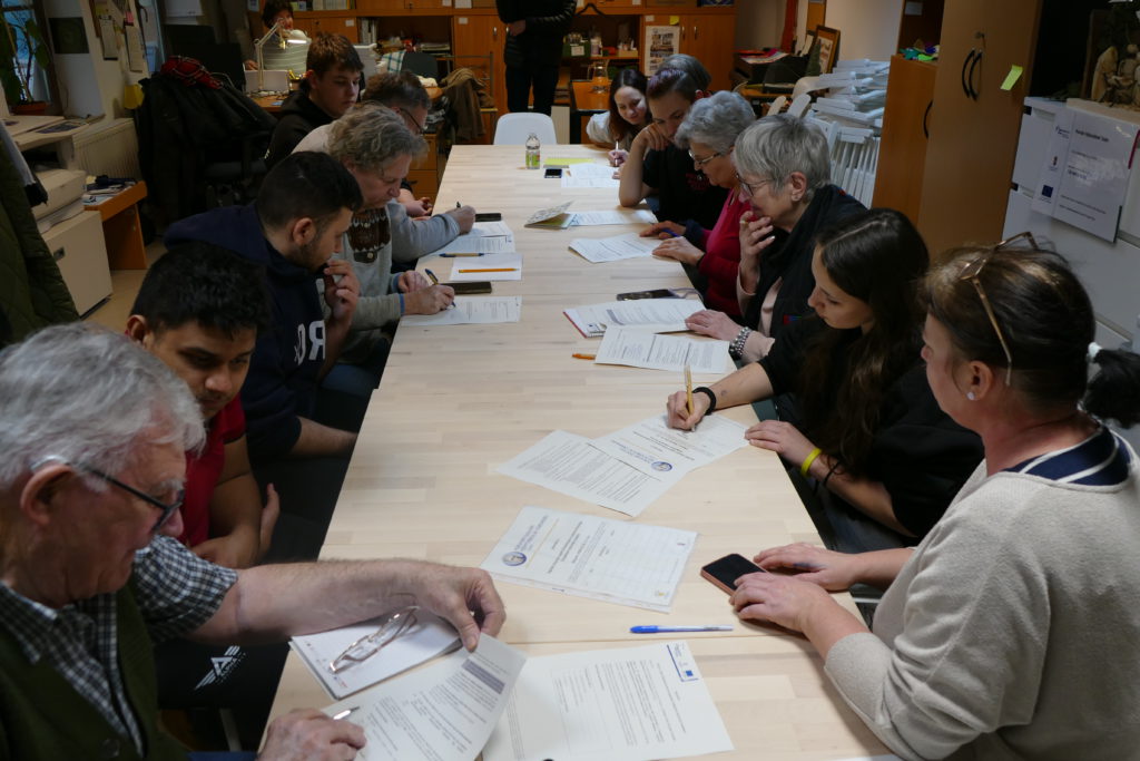 Sosem késő tanulni – Szépkorúak a digitális világban