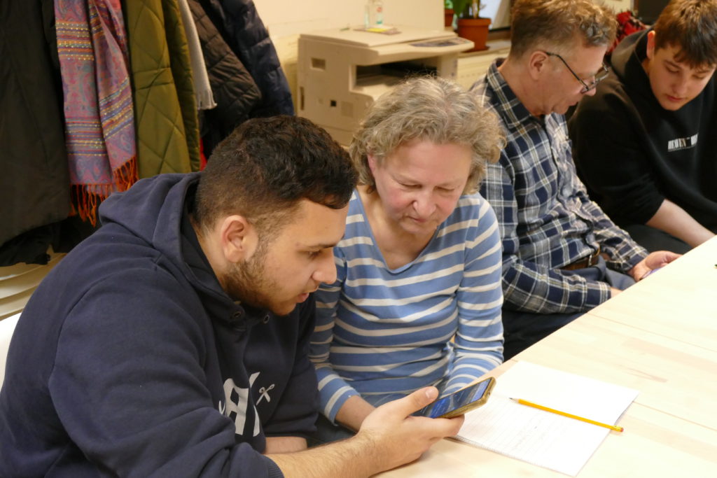 Sosem késő tanulni – Szépkorúak a digitális világban