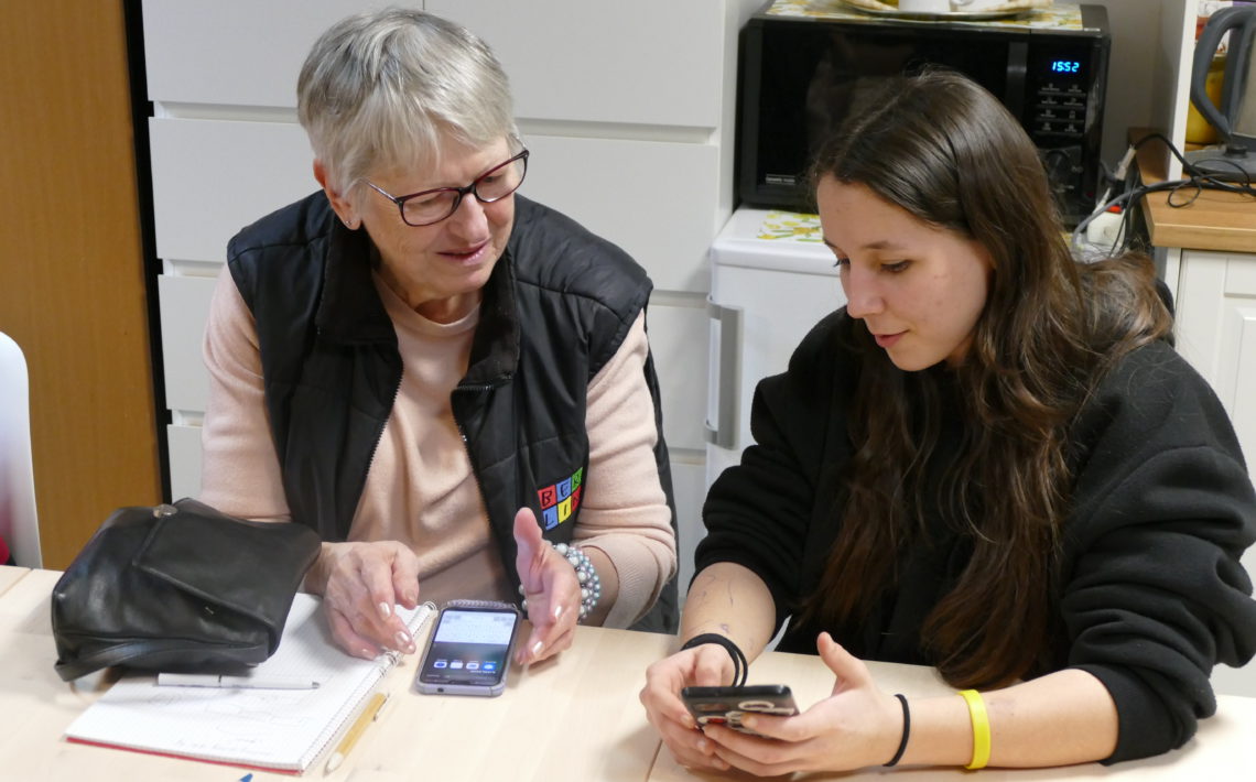 Sosem késő tanulni – Szépkorúak a digitális világban