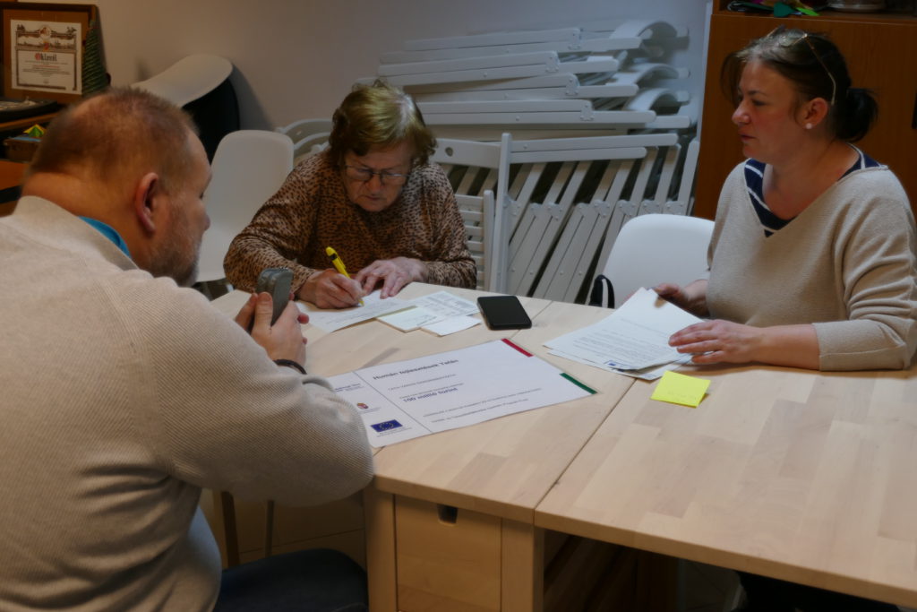 Sosem késő tanulni – Szépkorúak a digitális világban