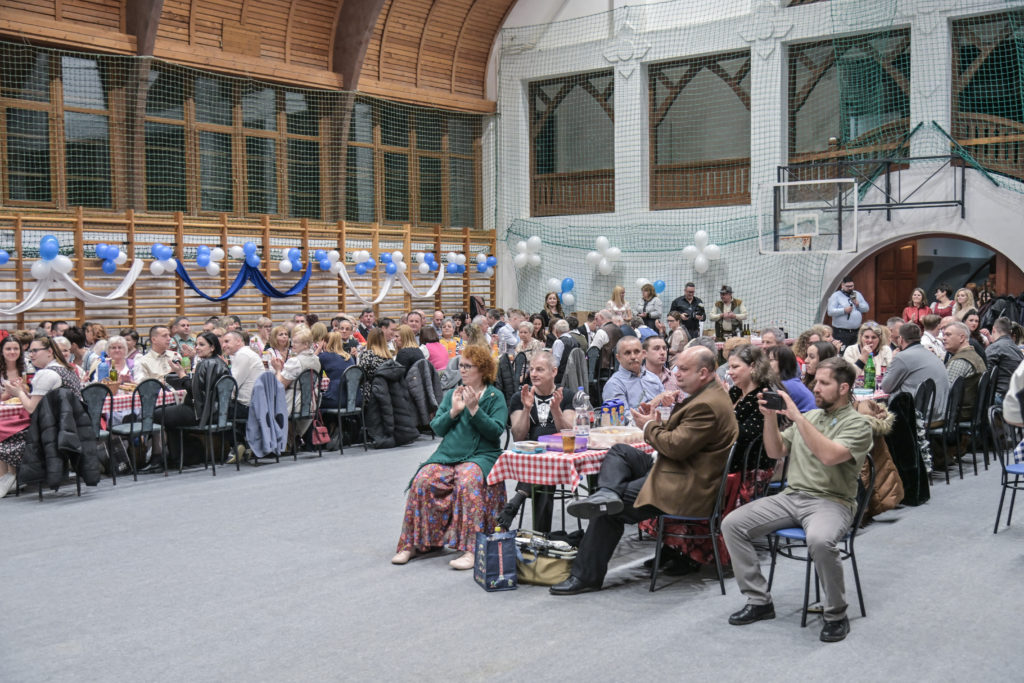 Közösségi értékek és nemzetiségi hagyományok Bajon