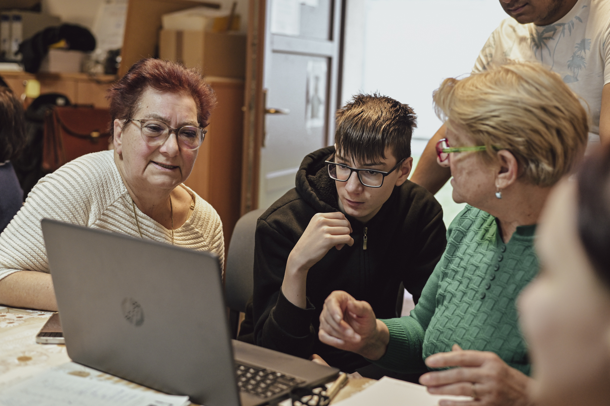Egyre nagyobb az érdeklődés az okostelefon- és internettanfolyamunk iránt