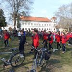 Kerékpáros emléktúrával tisztelegtek a szabadságharc hősei előtt Tatán